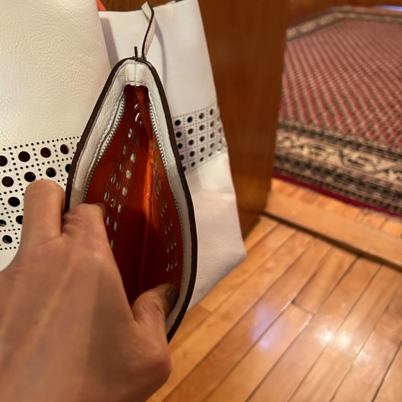 Ralph Lauren White purse - Picture 4 of 11